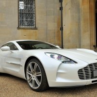 Aston Martin One-77 2010