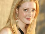Jennifer Finnigan