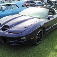 Pontiac 1998 Firebird Formula with functional "Ram Air" hood