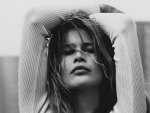 Claudia Schiffer - black and white