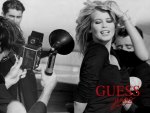 Claudia Schiffer - guess