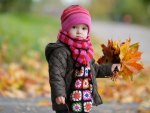 *** Autumn little girl ***