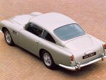 aston martin db5
