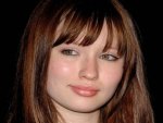 Emily Browning04