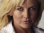Renee O' Connor01