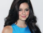 Ariel Winter wallpaper 12