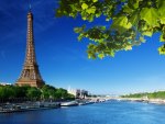*** FRANCE - Paris - Eiffel Tower ***