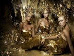 Fashion in Gold