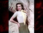 Jean Peters07
