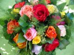 Diferent   colors of roses bouquet