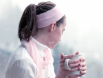 girl_drinking_hot_tea