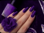 purple nails