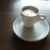 uno caldo caffe per te... besh...