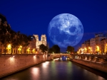 Paris Moonlight