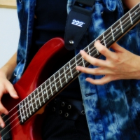 Bass Playing Smithican