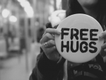 FREE HUGS