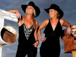 The Sunny Cowgirls