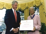 ROSA PARKS AND PRESIDENT BILL CLINTON
