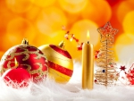 Red and gold Christmas decors