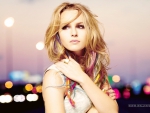 Bridgit Mendler