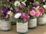 *Romantic small jars*