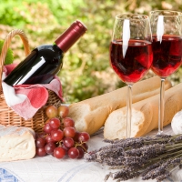 *Romantic Picnic food*