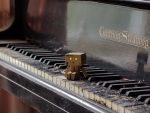 Danbo Piano