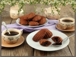 Sweet moments with coffee aroma