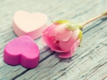 *Pink hearts and a rose*
