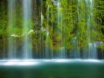 Mossbrae Falls