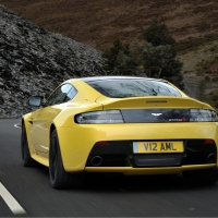 Aston Martin Vantage