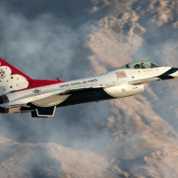 USAF Thunderbirds ( F16 Fighter Jets)