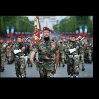 Parachutistes Francais