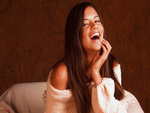 Adriana Laugh Casual