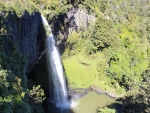 Bridal-Falls-Waikato-New-Zealand