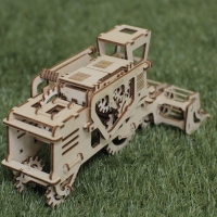 Ugears Combine Harvester