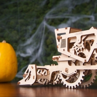 Ugears Combine Harvester