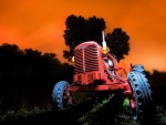 Tractor's Night