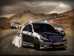 Mercedes S Class pursuit
