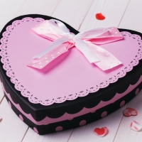 Heart Shape Valentine Cake