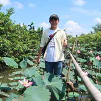 Traveler in Con Son Cantho