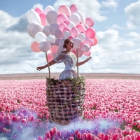Ballon Ride in a Tulip Field