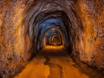 Tunnel