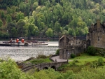 The Waverley Passing Eilean Donan Castle - Scotland