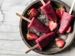 Strawberry popsicles