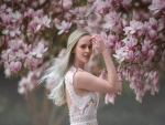 â€Magnolia in her full bloomâ€