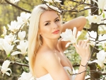Blonde model amongst White Magnolias ?