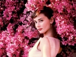 AUDREY HEPBURN