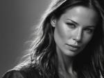 Rhona Mitra