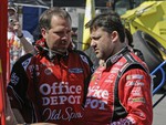 Darian Grubb with Tony Stewart